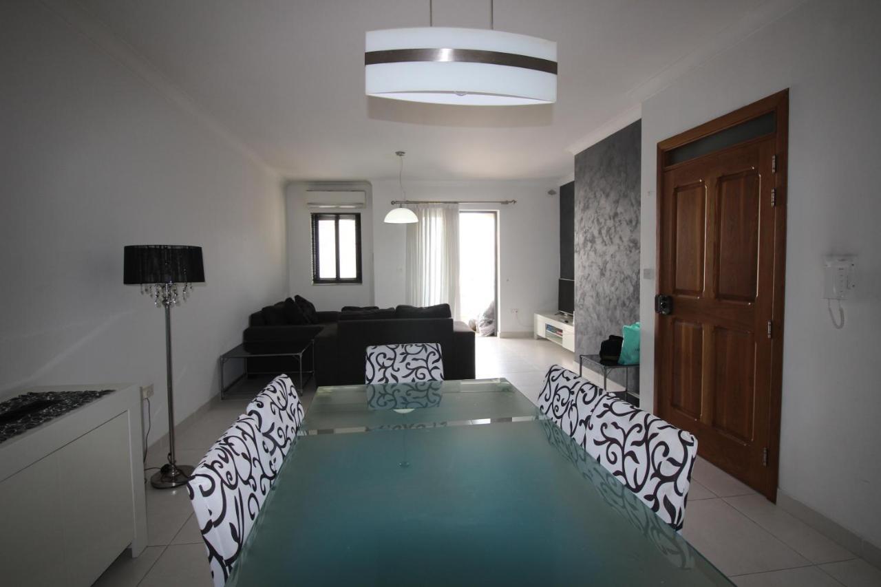 La Casa Cartago Apartment St. Paul's Bay Exterior photo