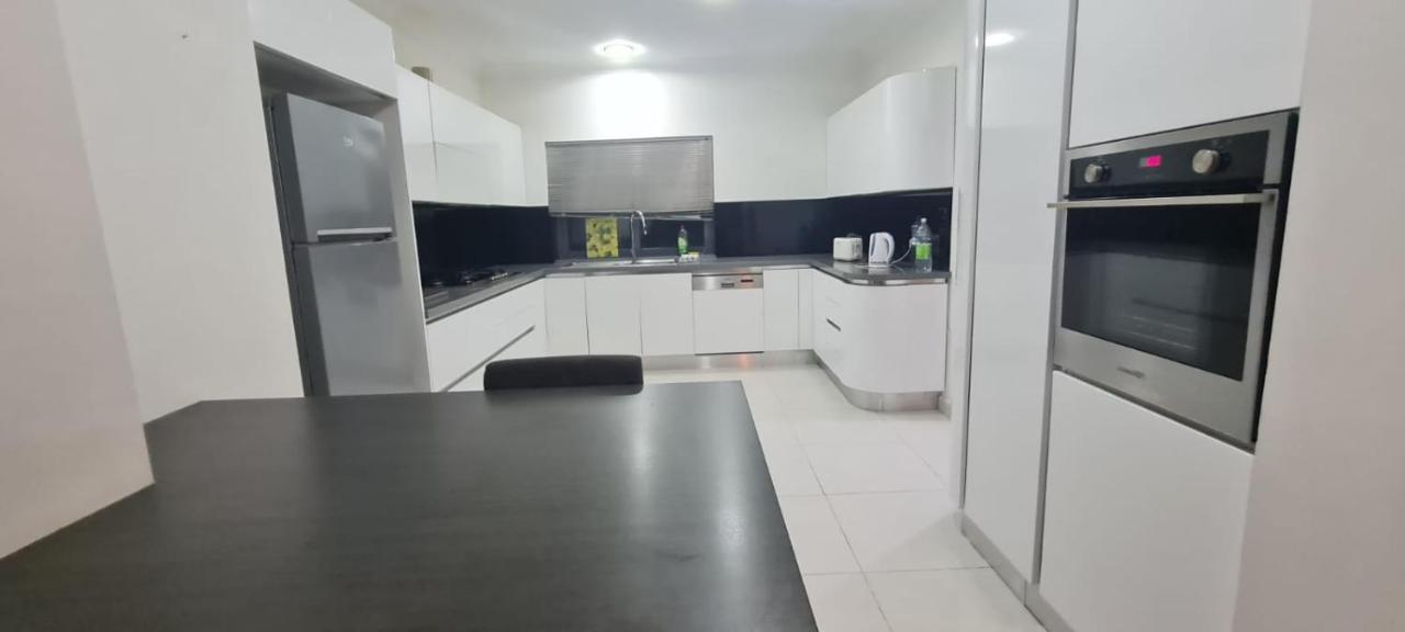 La Casa Cartago Apartment St. Paul's Bay Exterior photo